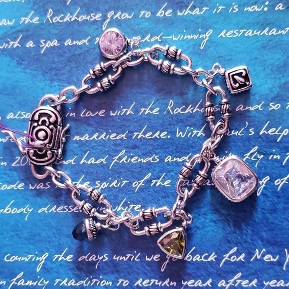 PARK LANE bracelet with 5 charms. Beautiful craftsmanship on point 👌 - Picture 1 of 8